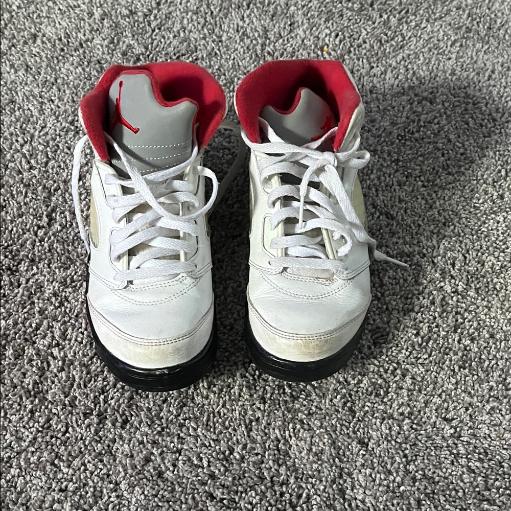 Jordan White and Red kids size 2.5